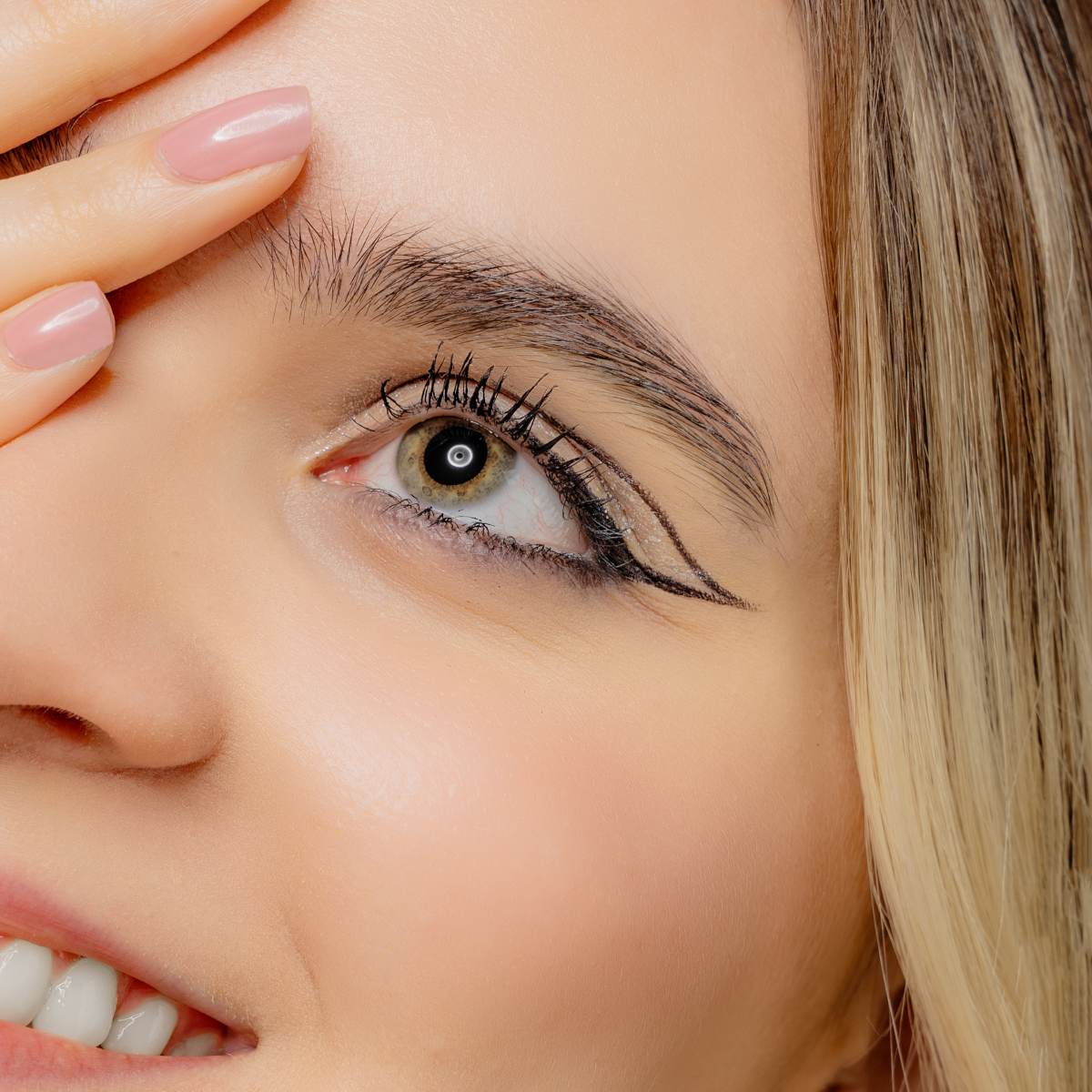 Jak dbać o piękne brwi